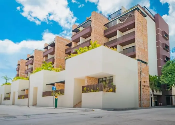Bright & Spacious 1br In The Center * Playa del Carmen