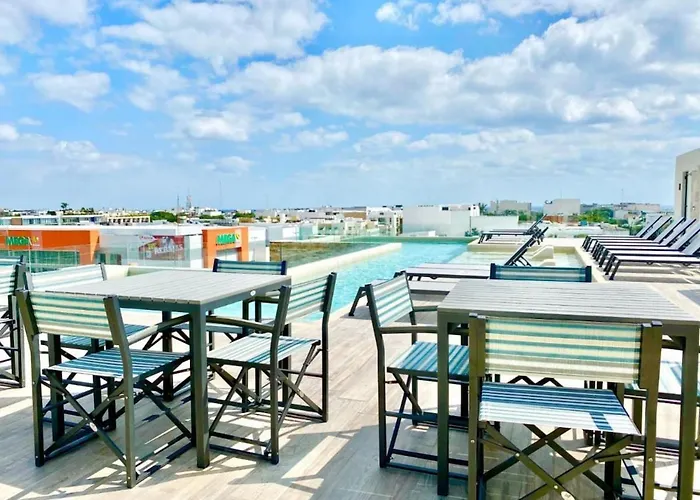 Bright & Spacious 1br In The Center *